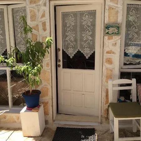 Pensjonat Old Kalamaki *