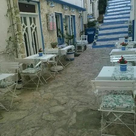 Old Kalamaki Pensjonat *
